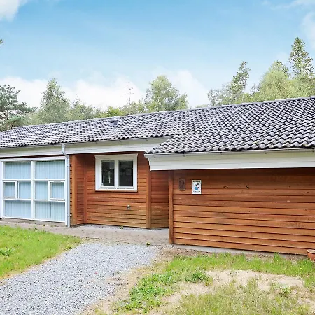 Three-bedroom Holiday In Saeby 12